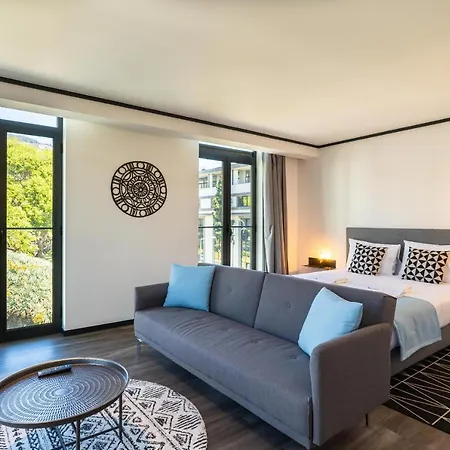 Апартаменты Zarco By Mercado *